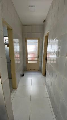 Casa a venda com 5 quartos no Bairro Salgado Filho