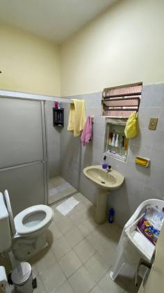 Casa a venda com 5 quartos no Bairro Salgado Filho