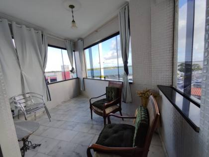 Condomínio Edifício Iate Apartamento a Venda