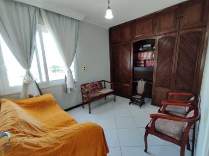 Condomínio Edifício Iate Apartamento a Venda