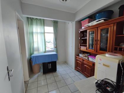 Condomínio Edifício Iate Apartamento a Venda