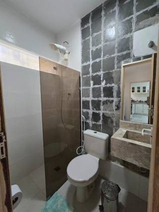 Casa No Mosqueiro a Venda com 4 quartos  Sendo 1 suíte