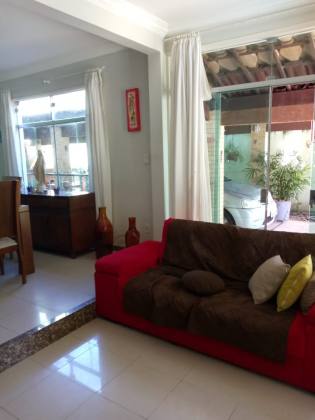 Casa a Venda Condomínio Melício Machado