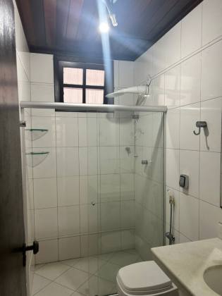 Casa  263m² a Venda com 4 Quartos 2 Suítes 2 Vagas de Garagem no Bairro Suíssa