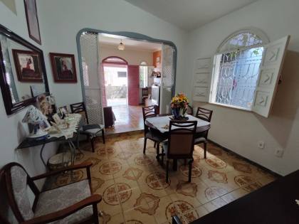 Casa À Venda No Bairro Suíssa Com 4 Quartos 2 Suítes 2 Vagas De Garagem