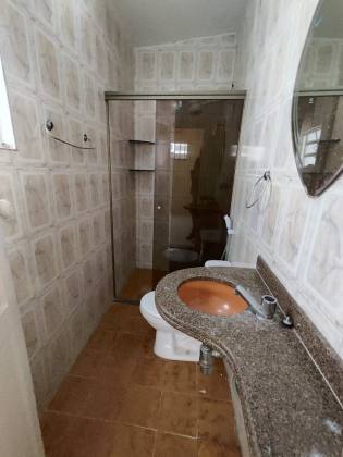 Casa 280M² À Venda No Bairro Grageru Com 3 Quartos 1 Suíte