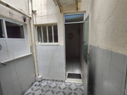 Casa 280M² À Venda No Bairro Grageru Com 3 Quartos 1 Suíte