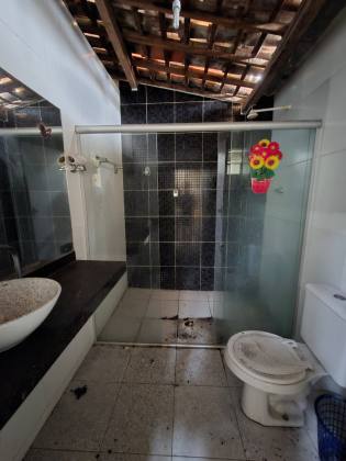 Casa a Venda com 5/4 e 1 suíte no Bairro Pereira Lobo em Aracaju