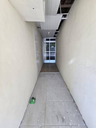Casa a Venda com 5/4 e 1 suíte no Bairro Pereira Lobo em Aracaju