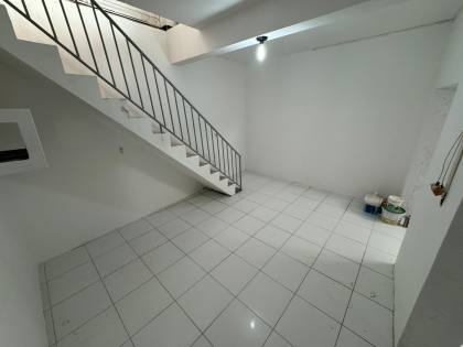 Oportunidade Única - Imóvel Comercial/Residencial de Luxo!
