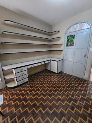 Casa 300m² a Venda com 3/4, 2 suítes, 2 Vagas de Garagem no Bairro Suíssa