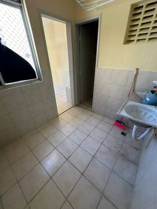 Vendo Apartamento no Condomínio Atlântico Sul Bairro Grageru