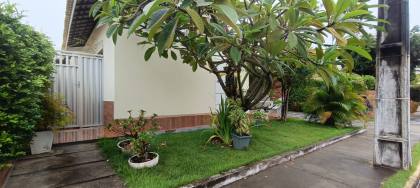 Casa À Venda Com 3 Quartos Sendo 1 Suíte No Condomínio Via Mares