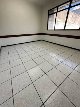 Alugo Prédio Comercial 456m² Com 10 Salas e 5 Banheiros No Bairro Salgado Filho