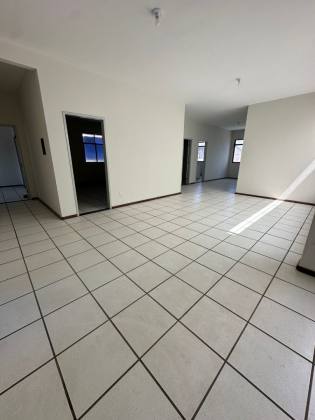 Alugo Prédio Comercial 456m² Com 10 Salas e 5 Banheiros No Bairro Salgado Filho