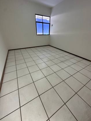 Alugo Prédio Comercial 456m² Com 10 Salas e 5 Banheiros No Bairro Salgado Filho