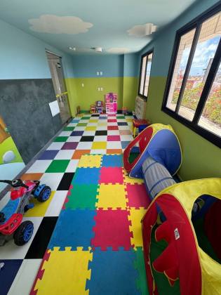 Apartamento À Venda No Edgard Menezes Residencial Com 3/4 Sendo 2 Suíte No Bairro Farolândia