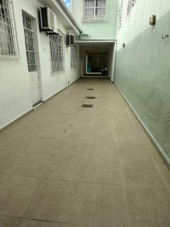 Casa Solta 300 Metros 4 Quartos Com Suíte no Bairro Suíssa