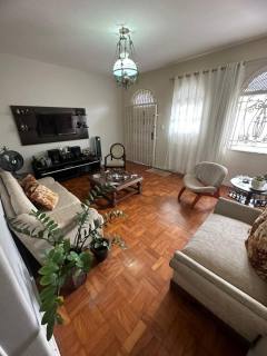 Casa Solta 300 Metros 4 Quartos Com Suíte no Bairro Suíssa