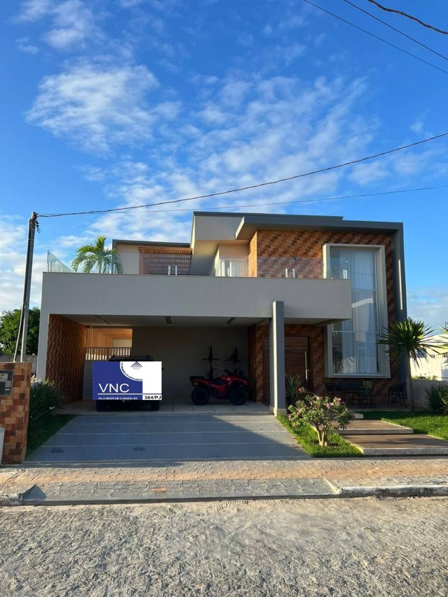 Casa 348m² no Condomínio Marta Ferreira com 4/4 e 3 Suítes no Bairro Robalo - SE