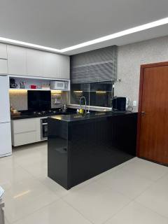 Casa 348m² no Condomínio Marta Ferreira com 4/4 e 3 Suítes no Bairro Robalo - SE