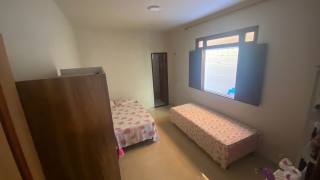 Casa Solta no Bairro Atalaia Com 4 Suítes Frente Leste Perto da Melício Machado