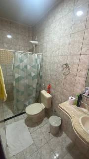 Casa Solta no Bairro Atalaia Com 4 Suítes Frente Leste Perto da Melício Machado