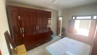 Casa Solta no Bairro Atalaia Com 4 Suítes Frente Leste Perto da Melício Machado