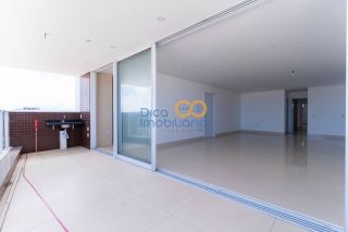 Alto Padrão no coração do Meireles- 209m2 - 3 Qts, 4 suítes, andar alto !