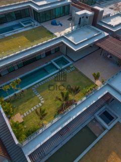 Casa de Condomínio Para Vender com 4 quartos 4 suítes no bairro Vicente Pinzon em Fortaleza