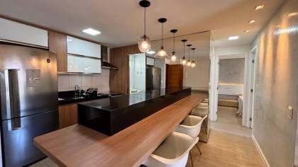 Poucos Passos da Beira Mar