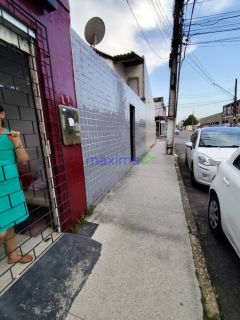 Casa com ponto comercial no conjunto Orlando Dantas