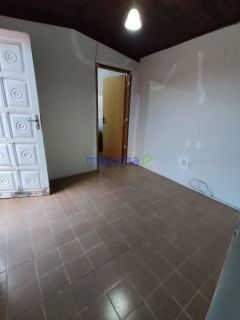 Casa com ponto comercial no conjunto Orlando Dantas