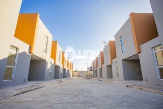 CASA PRONTA PARA MORAR – FINANCIA PELO MCMV FAIXA 4!       Conforto, localização e espaço privativo a 700m da praia!