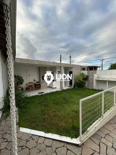 Casa à Venda no Loteamento Casa Forte – Super Tranquilo e Arborizado!