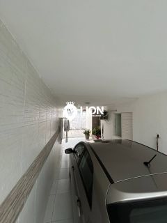 Casa à Venda no Loteamento Casa Forte – Super Tranquilo e Arborizado!