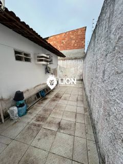 Casa à Venda no Loteamento Casa Forte – Super Tranquilo e Arborizado!