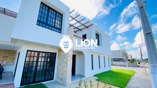 Casa Exclusiva em  cond. Fechado - Marechal 5 minutos do mar!