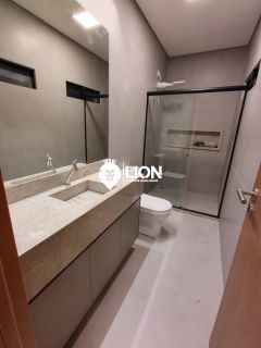 Casa Exclusiva em  cond. Fechado - Marechal 5 minutos do mar!