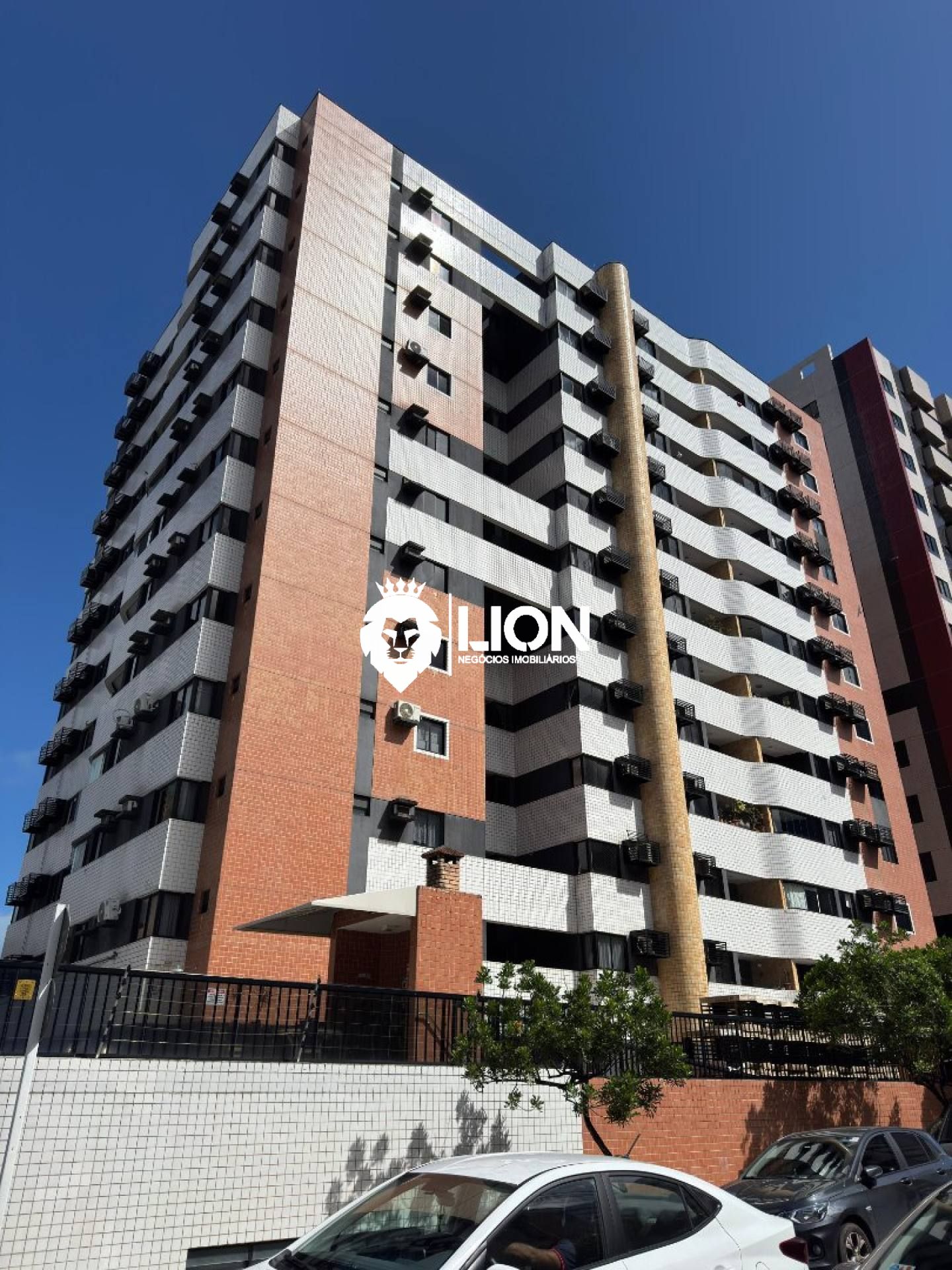 Apartamento Para Vender  Edifício Residencial NEW LIFE com 3 quartos sendo 2 suítes no bairro Ponta Verde em Maceió