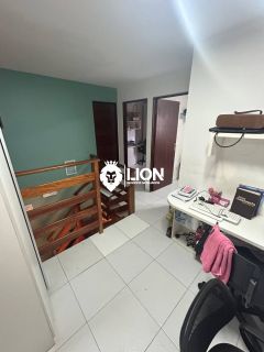 Vendo casa com 4 dormitórios na Santa Amelia