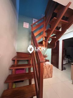 Vendo casa com 4 dormitórios na Santa Amelia