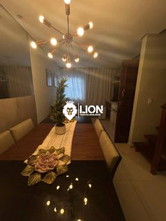 Vendo casa com 4 dormitórios na Santa Amelia