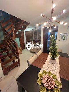 Vendo casa com 4 dormitórios na Santa Amelia