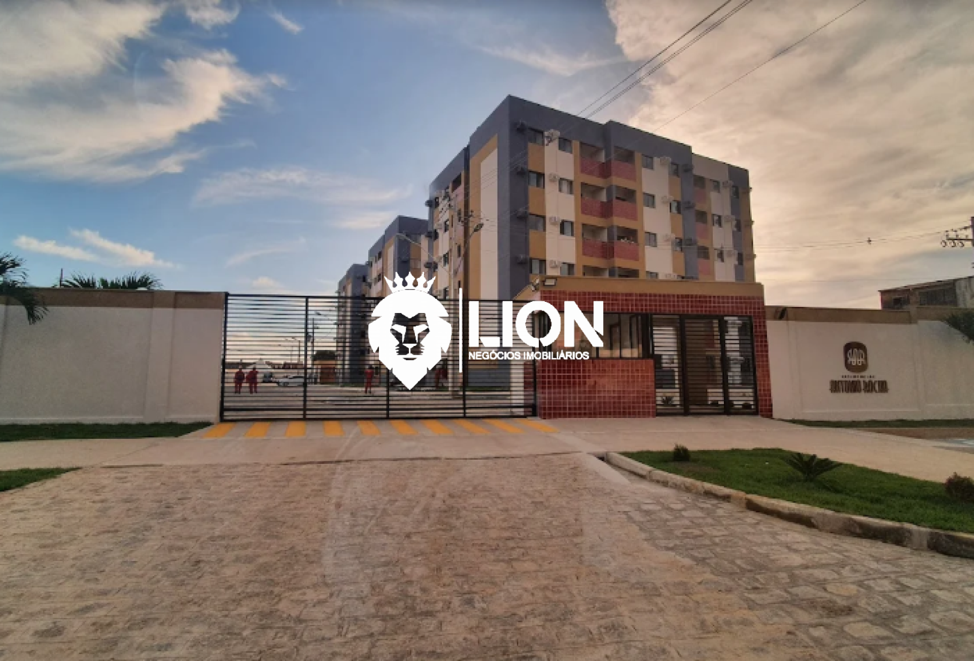 IMPERDÍVEL! Apartamento com Varanda e Área de Lazer Completa