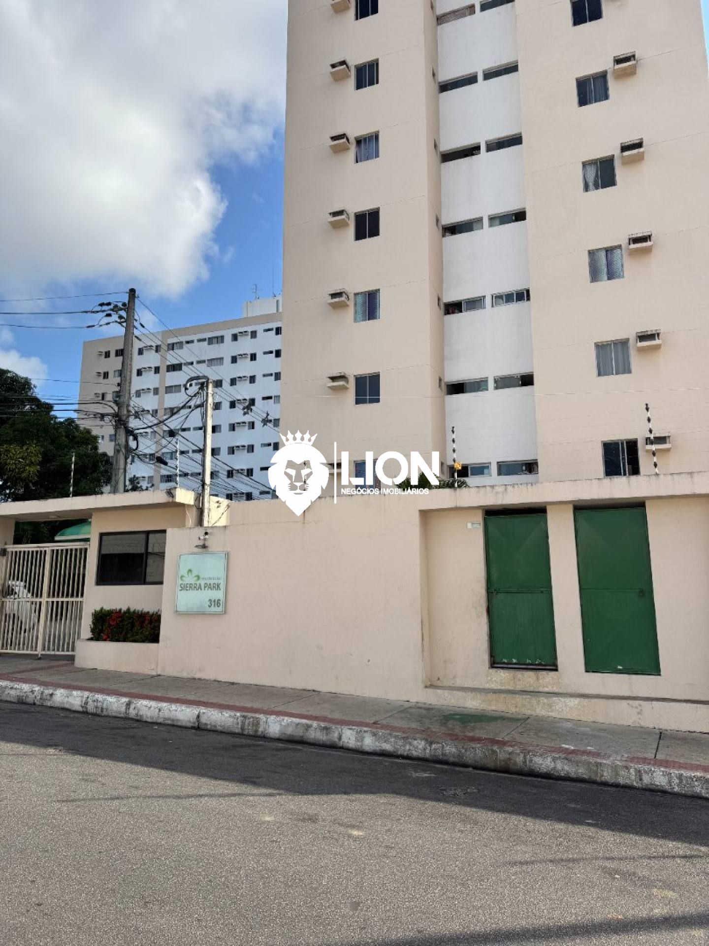 APARTAMENTO À VENDA – SIERRA PARK