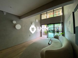 Apartamento Luxuoso com 4 Suítes na ponta verde!!