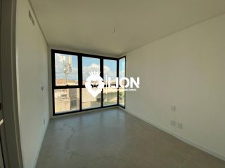 Apartamento Luxuoso com 4 Suítes na ponta verde!!