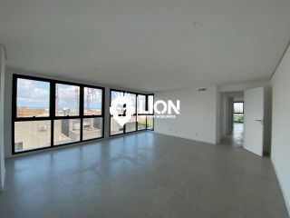 Apartamento Luxuoso com 4 Suítes na ponta verde!!