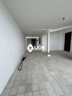 ALUGUEL – CASA ESPAÇOSA E BEM LOCALIZADA!
